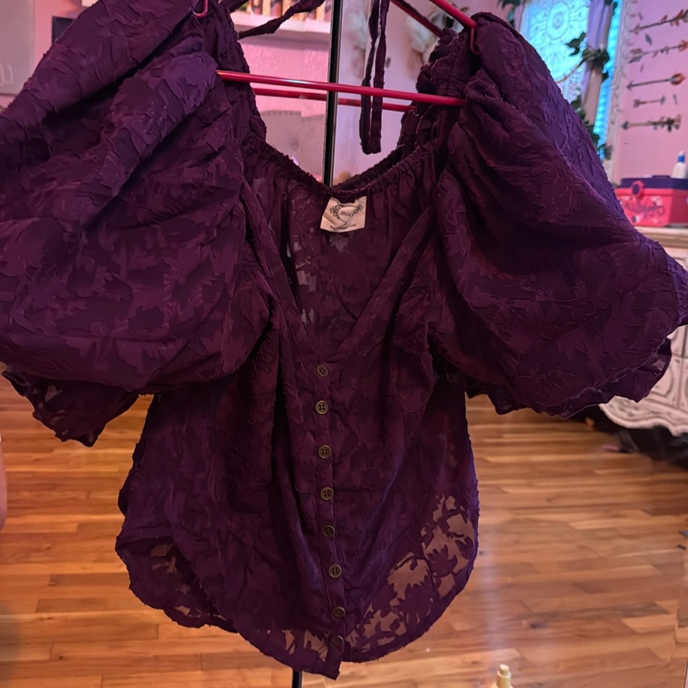 Beautiful fit true to size fit